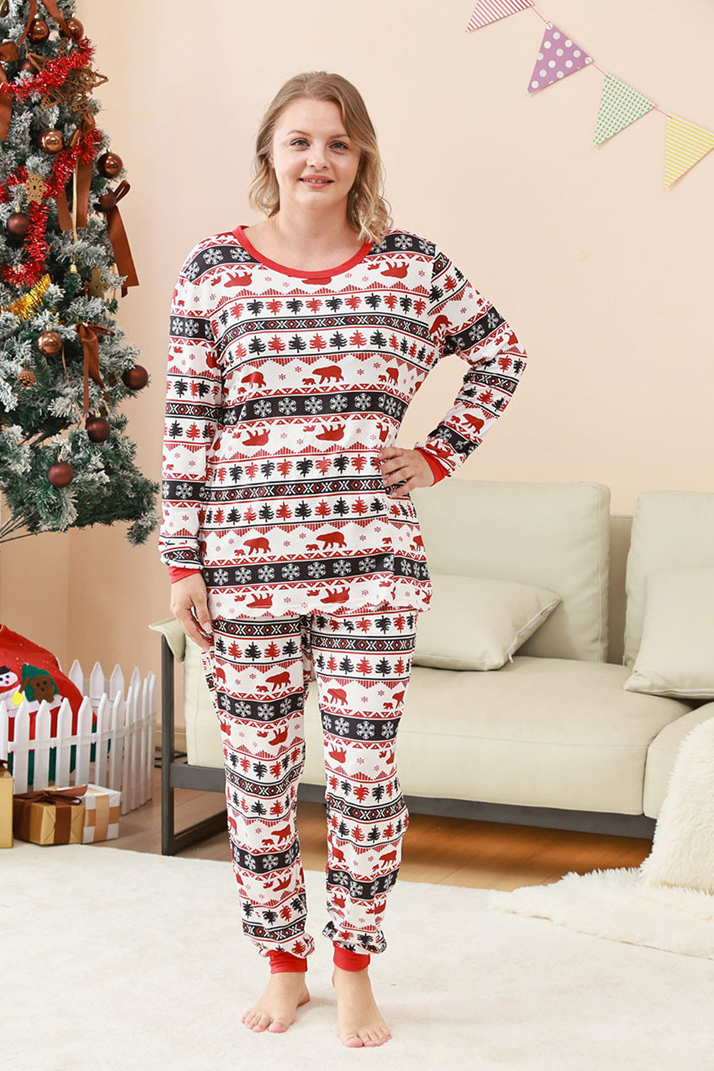 Conjunto de pijama a juego con estampado navideño Fmaily en blanco y negro