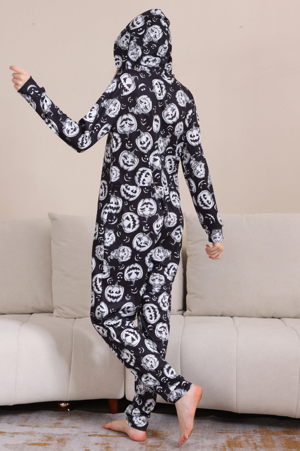 Pijama de una pieza de Halloween a juego con estampado de calabaza