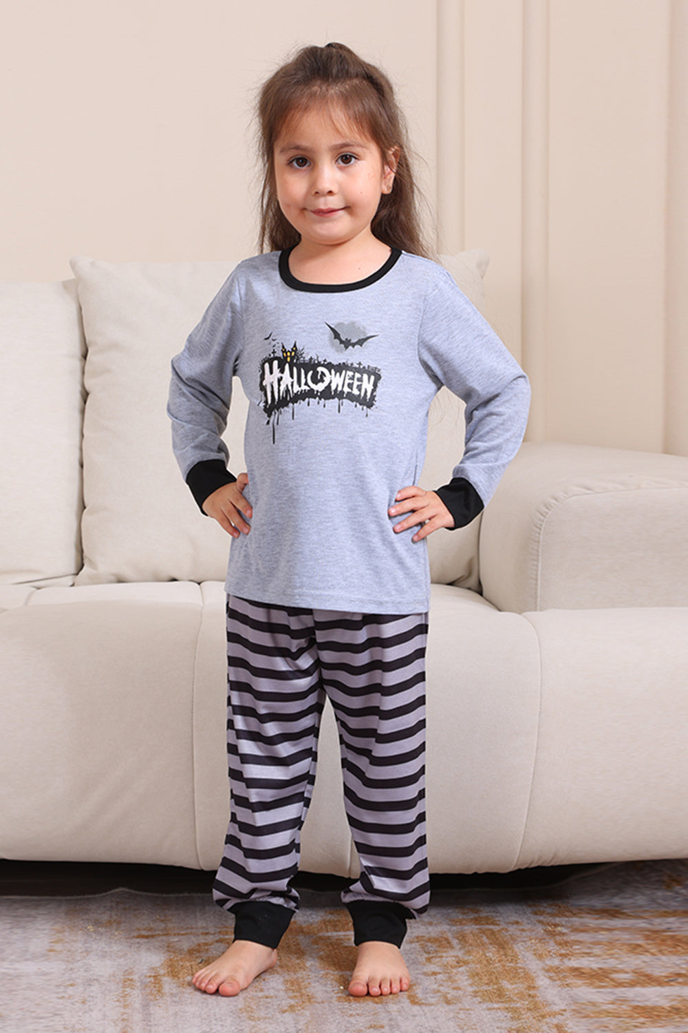 Conjunto de pijama familiar gris Happy Halloween