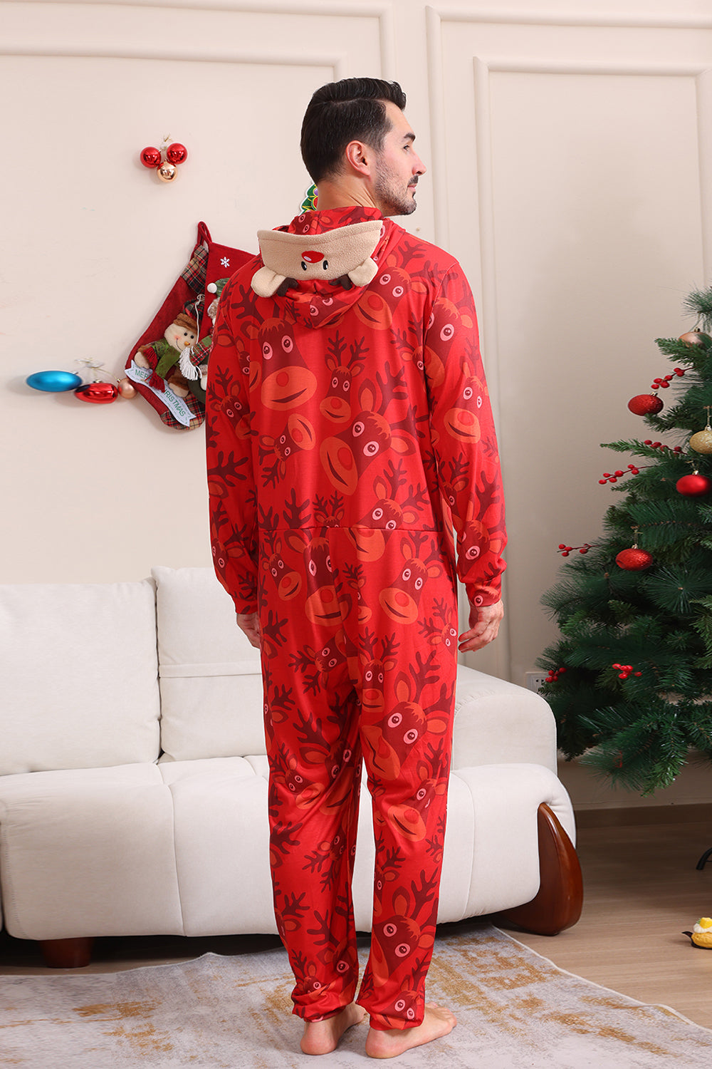 Conjunto de pijama familiar con capucha con estampado rojo