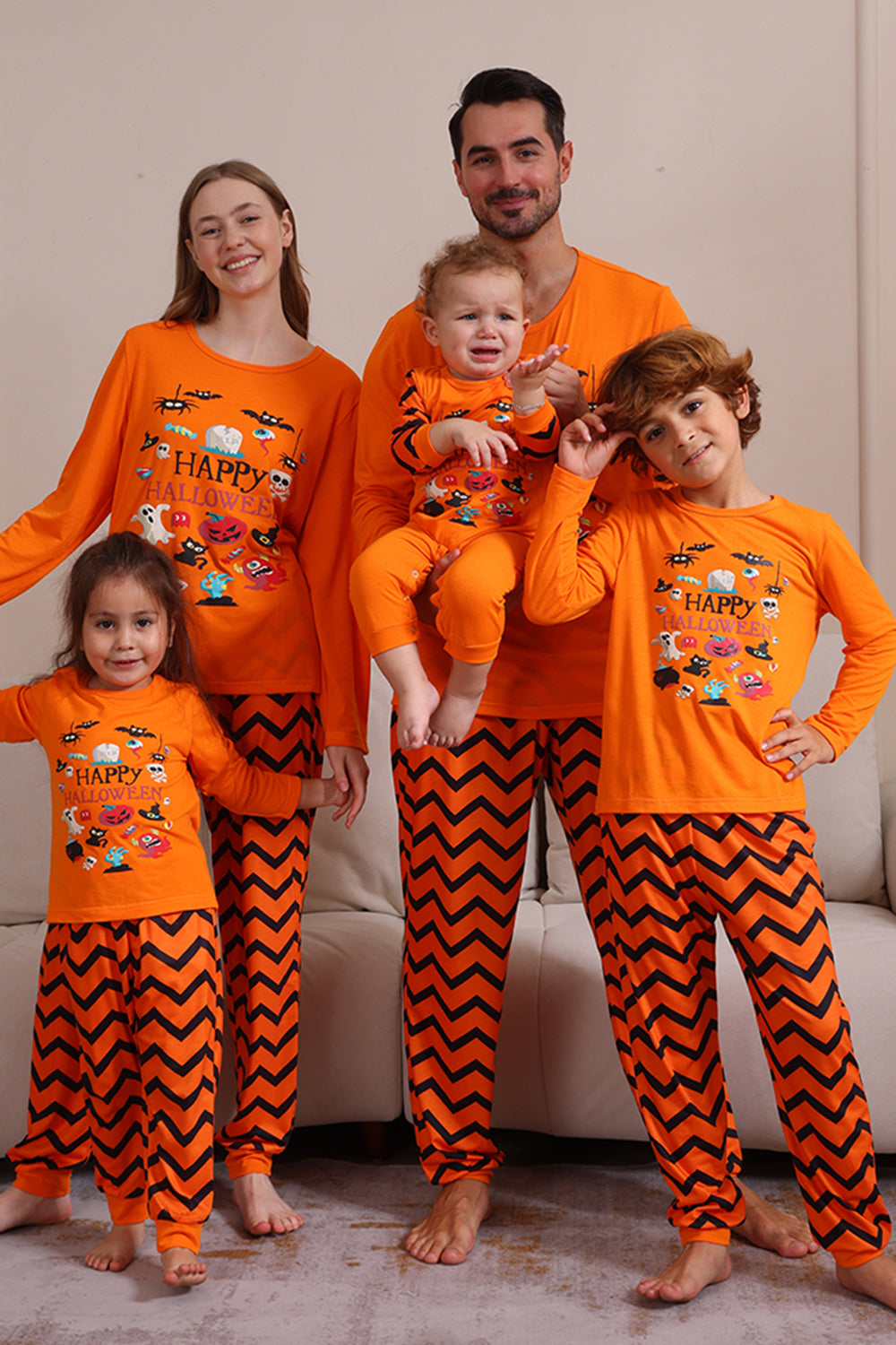 Conjunto de pijama a juego familiar de Halloween naranja