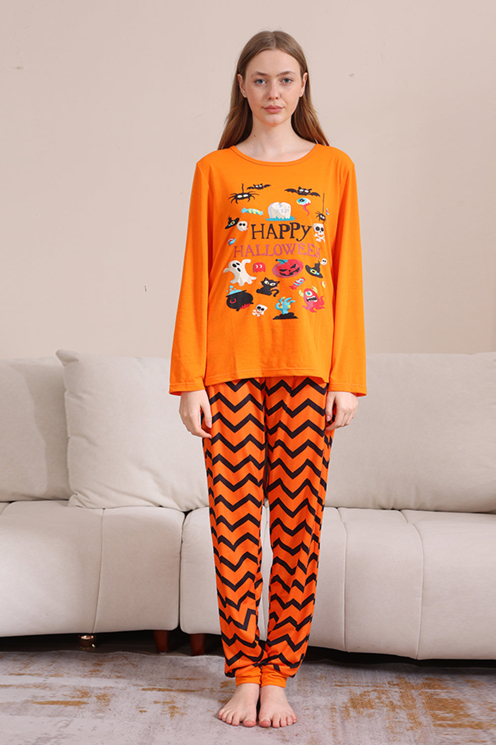Pijama familiar de Halloween a rayas naranjas