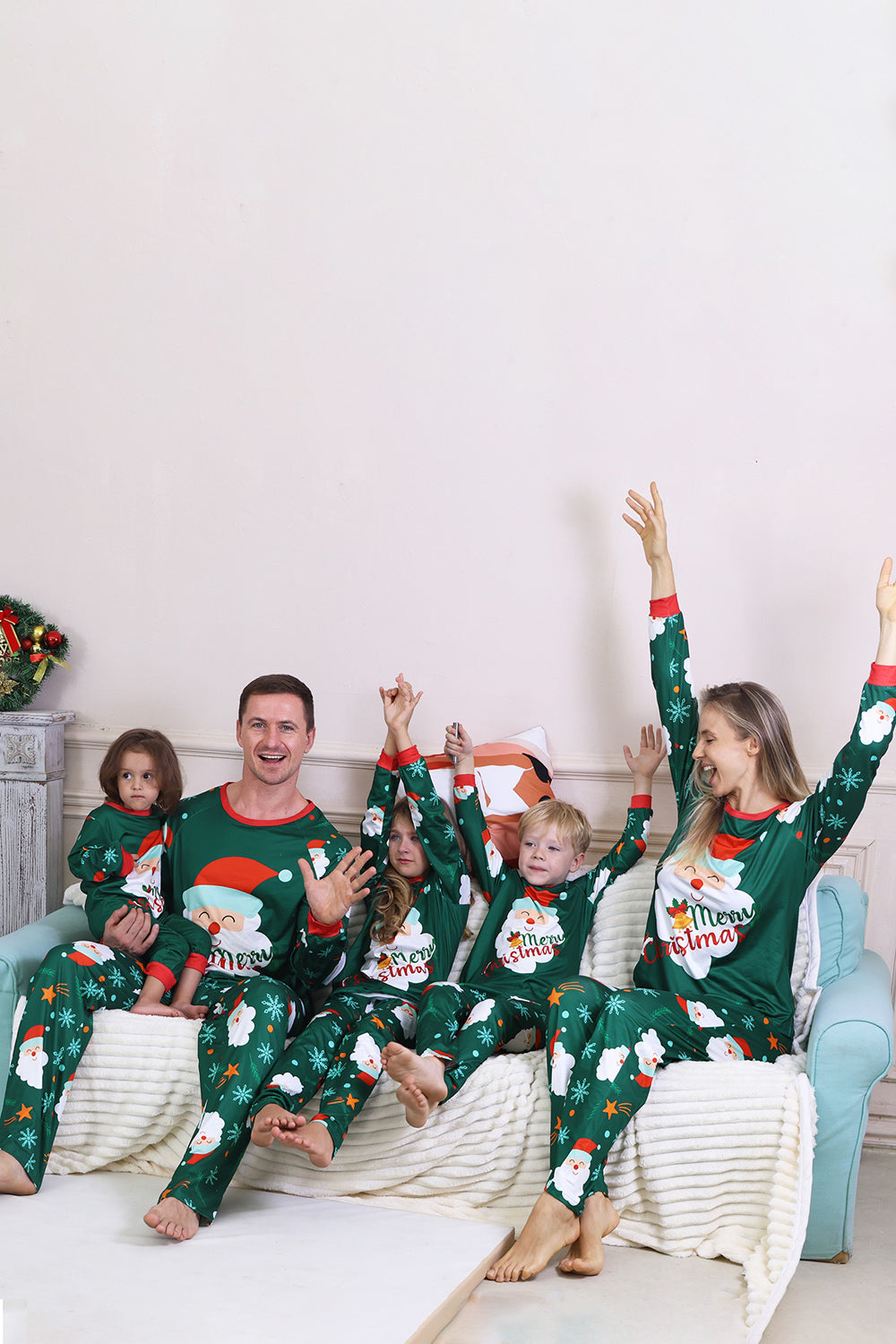 Pijamas de Navidad Familiares de Manga Larga con Estampado de Santa Verde Oscuro