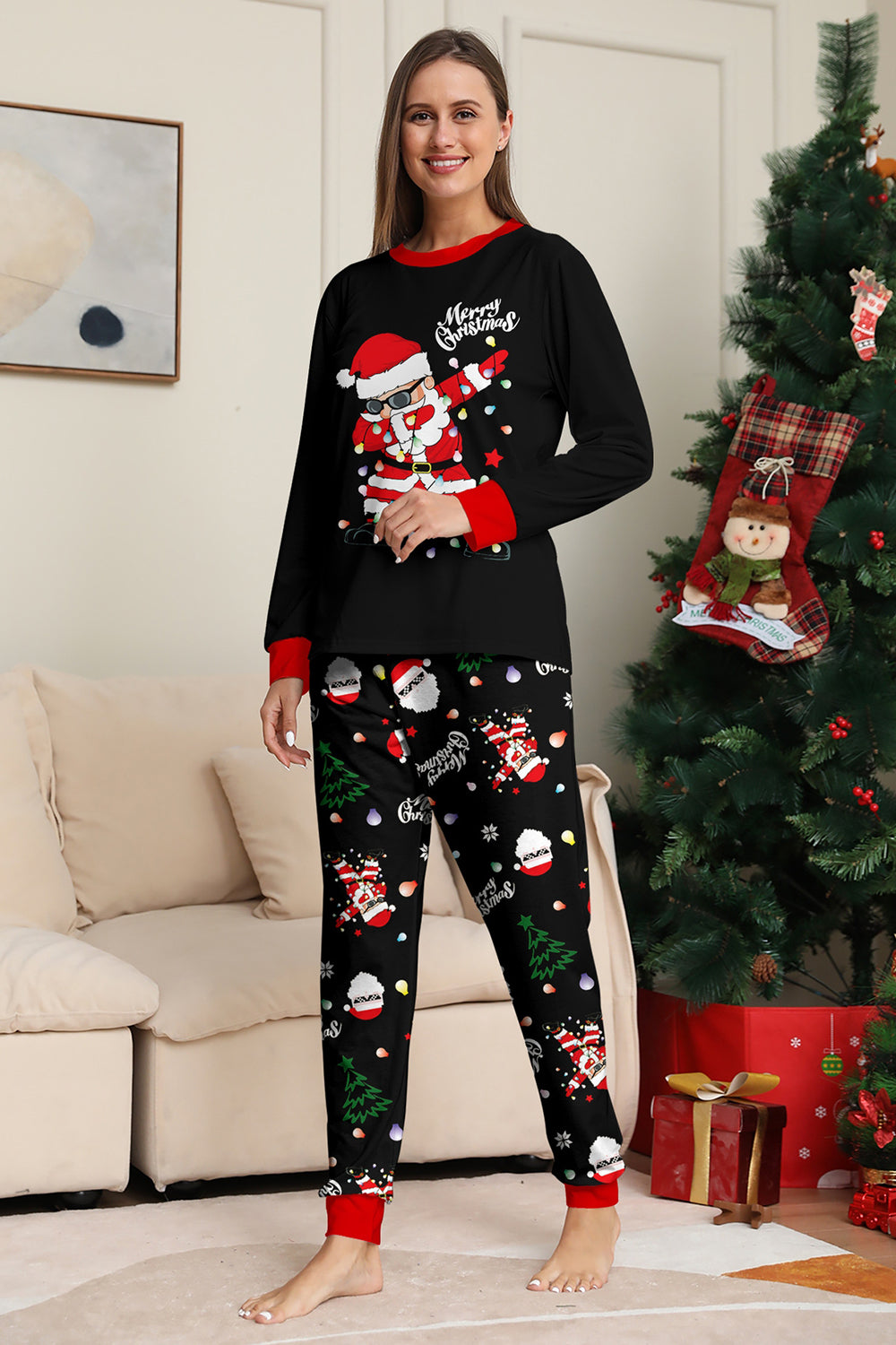 Conjuntos de pijamas a juego con estampado de Santa Claus en negro