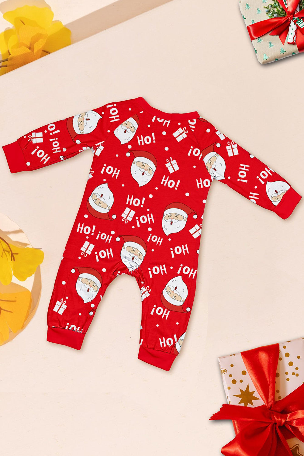 Pijamas de Navidad a juego con estampado de Santa Claus rojo