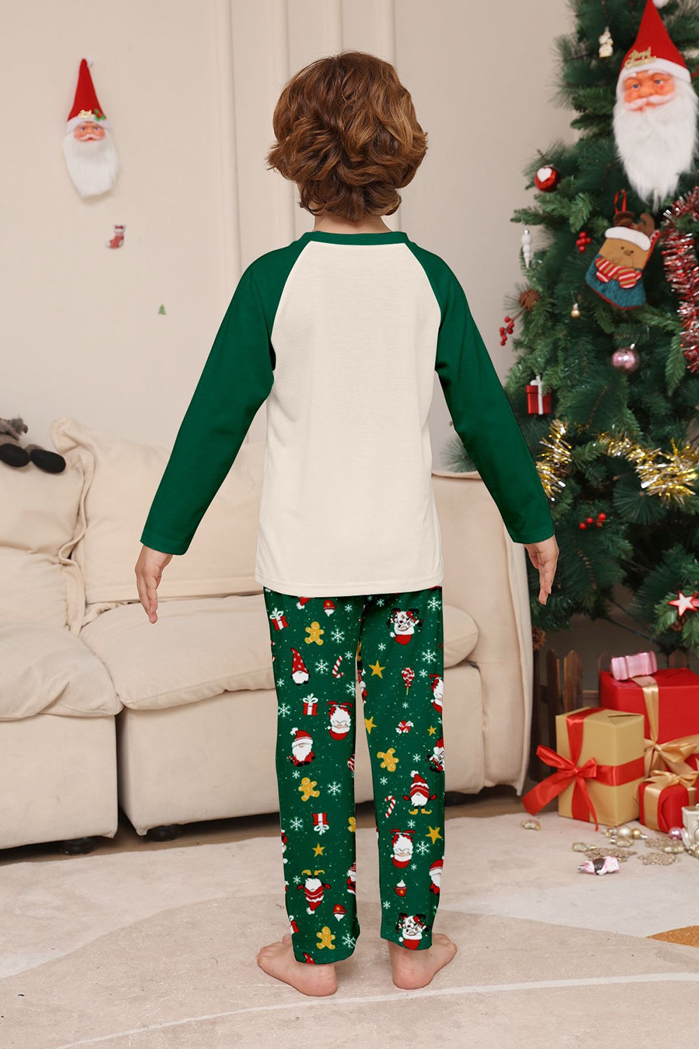 Conjuntos de pijamas a juego con estampado navideño verde oscuro para la familia de Santa