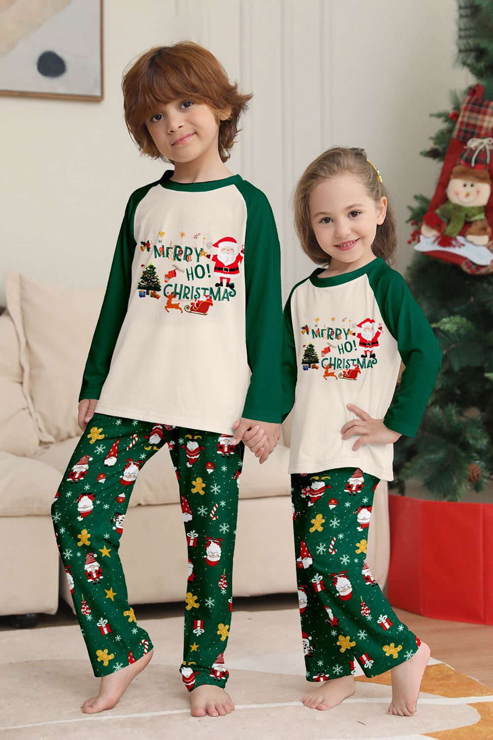 Conjuntos de pijamas a juego con estampado navideño verde oscuro para la familia de Santa