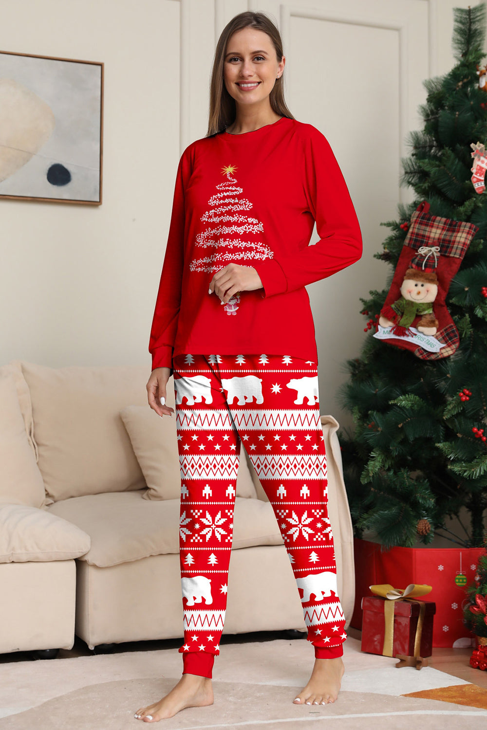 Pijamas de Navidad a juego de manga larga con árbol estampado rojo