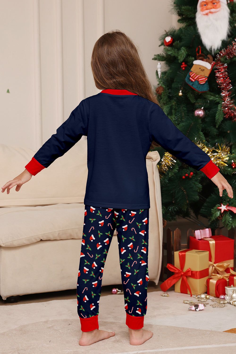 Conjunto de pijamas a juego con estampado de feliz Navidad en azul marino