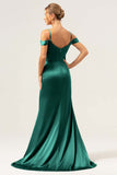 Vestido largo de dama de honor con corsé fruncido de hombro frío de sirena de café con abertura