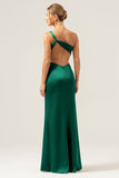 Vestido de dama de honor largo de satén sin espalda de sirena verde oliva de un hombro