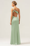 Vestido de dama de honor largo de satén sin espalda de sirena verde oliva de un hombro