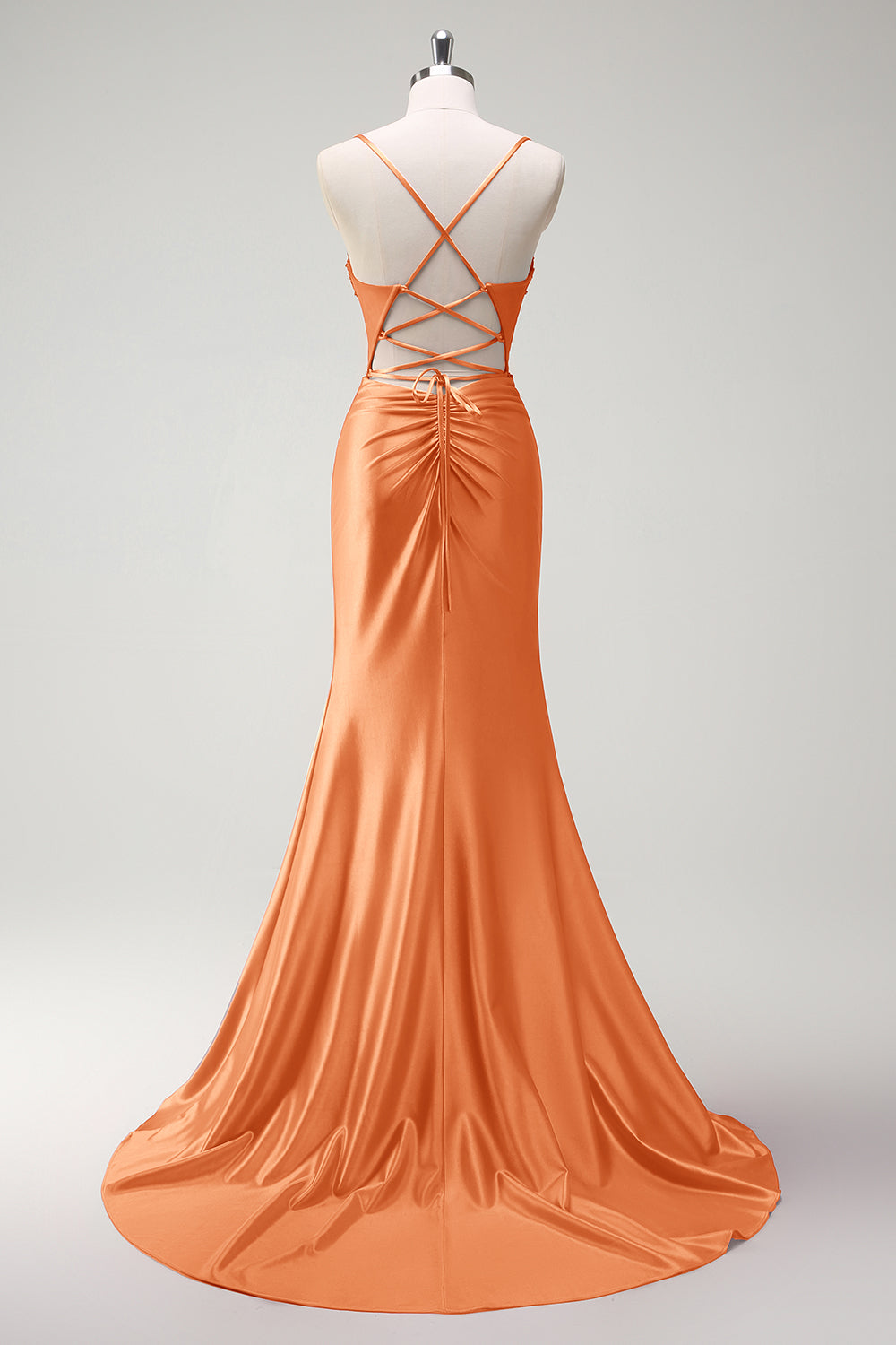 Tirantes de espagueti de sirena fucsia brillante Corsé de cuentas Vestido de fiesta largo de satén con abertura