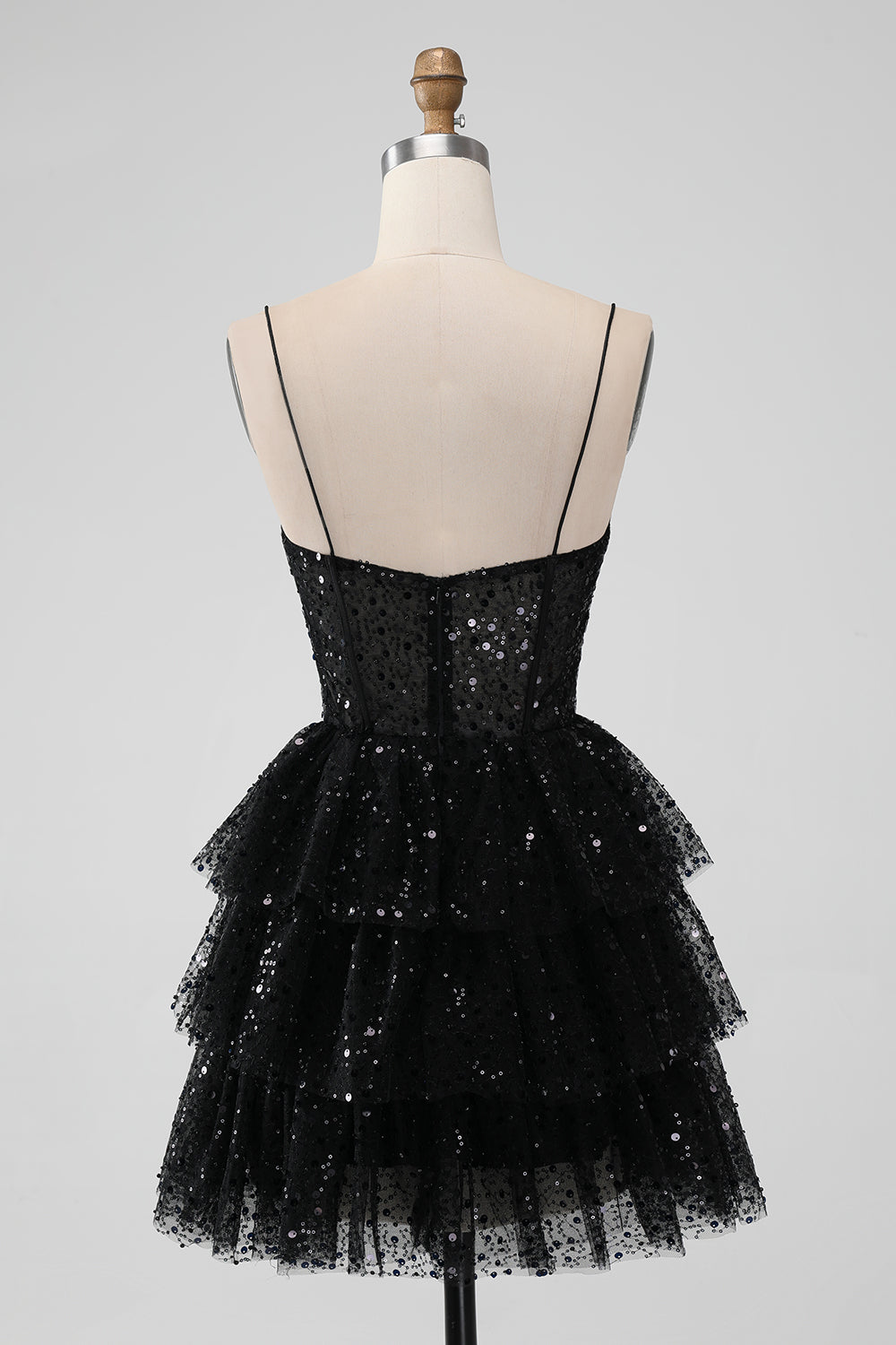 Vestido de regreso a casa escalonado con tirantes de espagueti negro brillante con lentejuelas