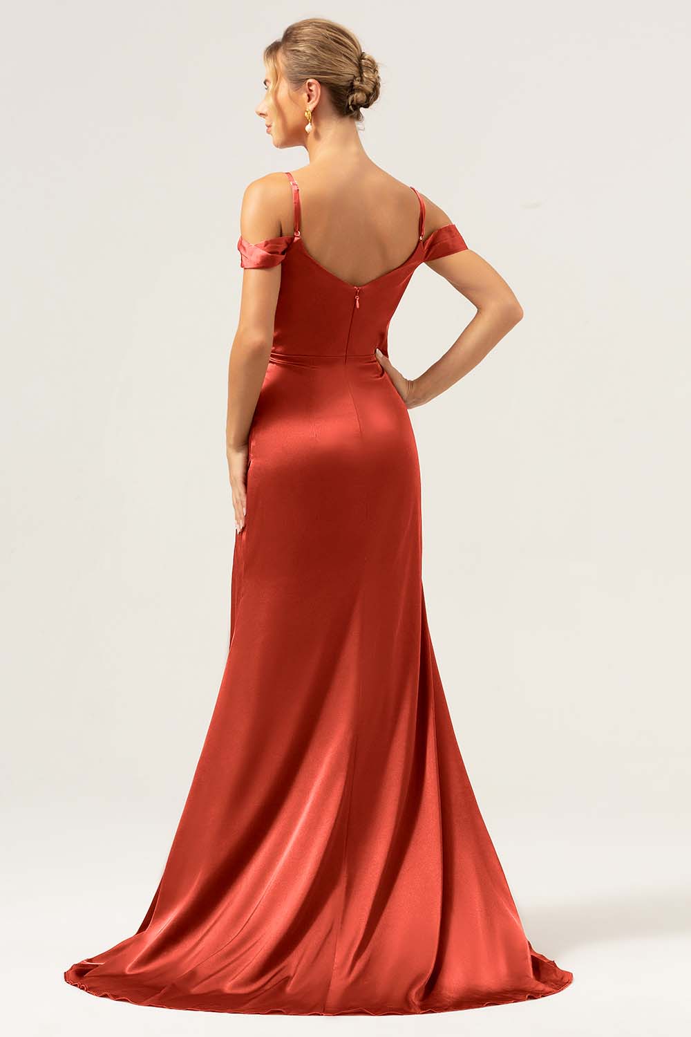 Vestido largo de dama de honor con corsé fruncido de hombro frío de sirena de Óxido con abertura
