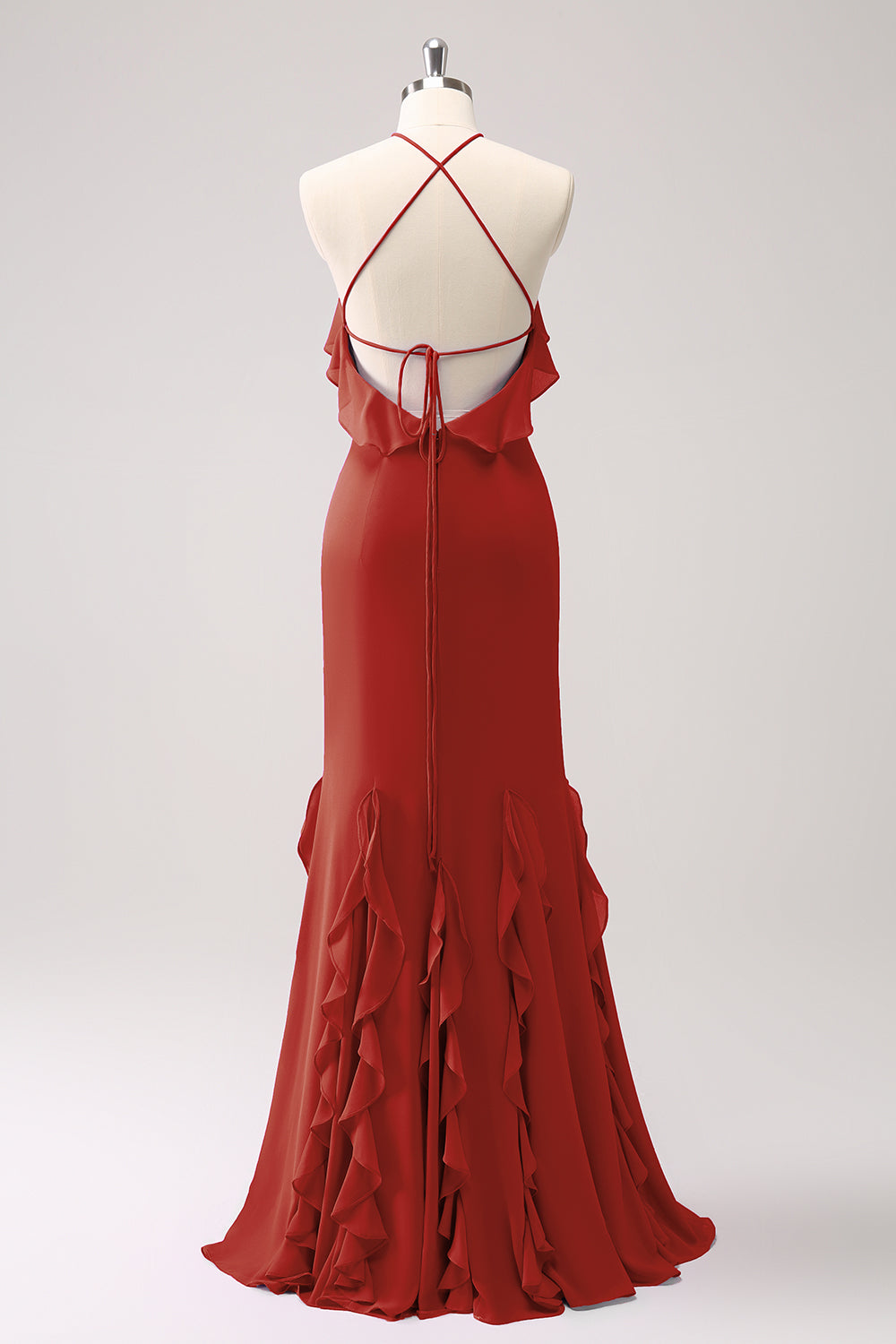 Vestido largo de dama de honor de gasa con volantes halter de sirena de Salvia polvorienta