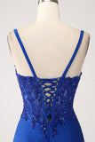 Vestido de fiesta largo con tirantes largos de sirena azul real con purpurina y apliques