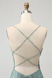 Vestido corto de regreso a casa con cuentas y cuentas verde con espalda entrecruzada