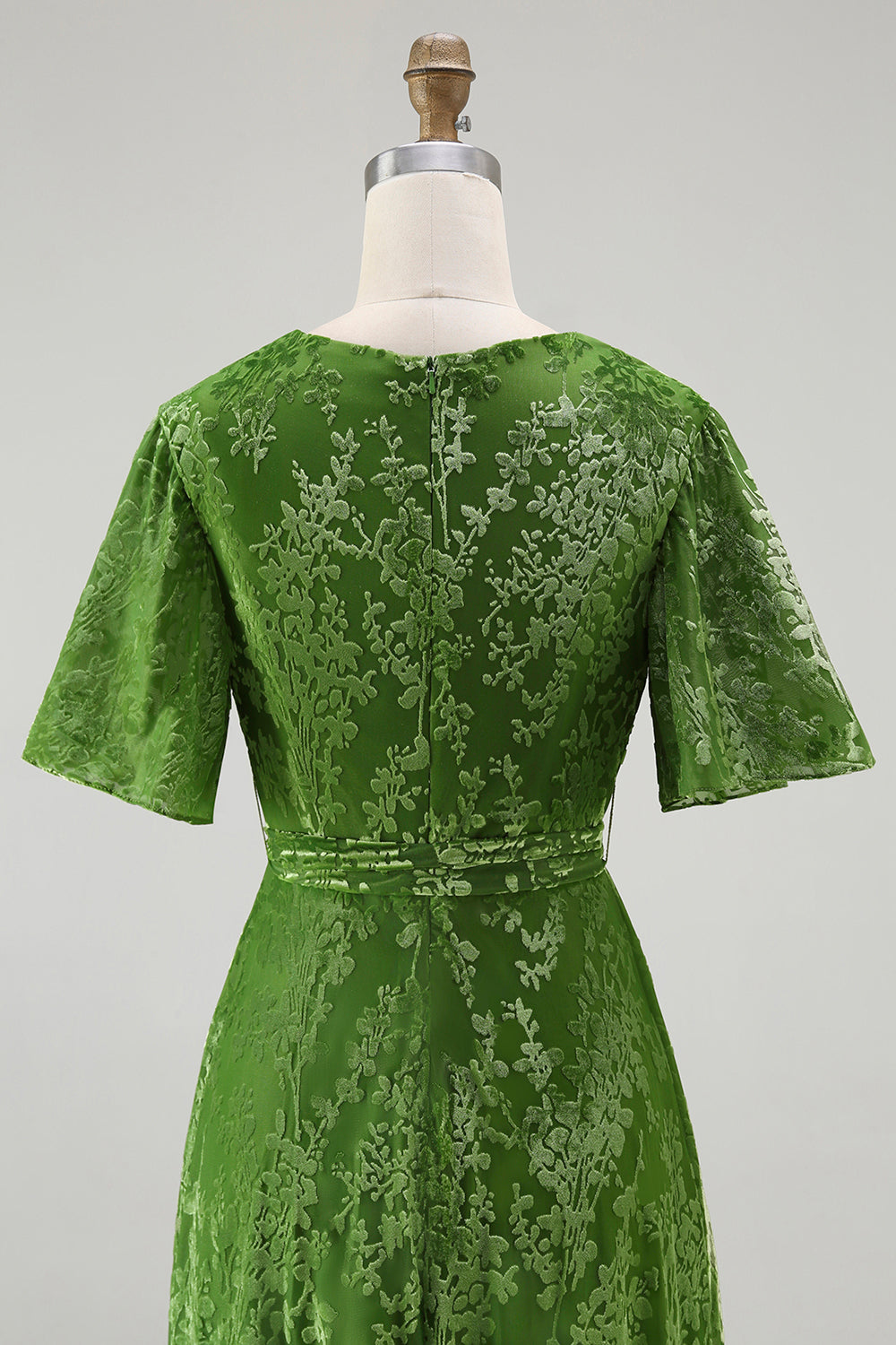 Vestido de fiesta largo de terciopelo quemado verde oscuro con mangas cortas