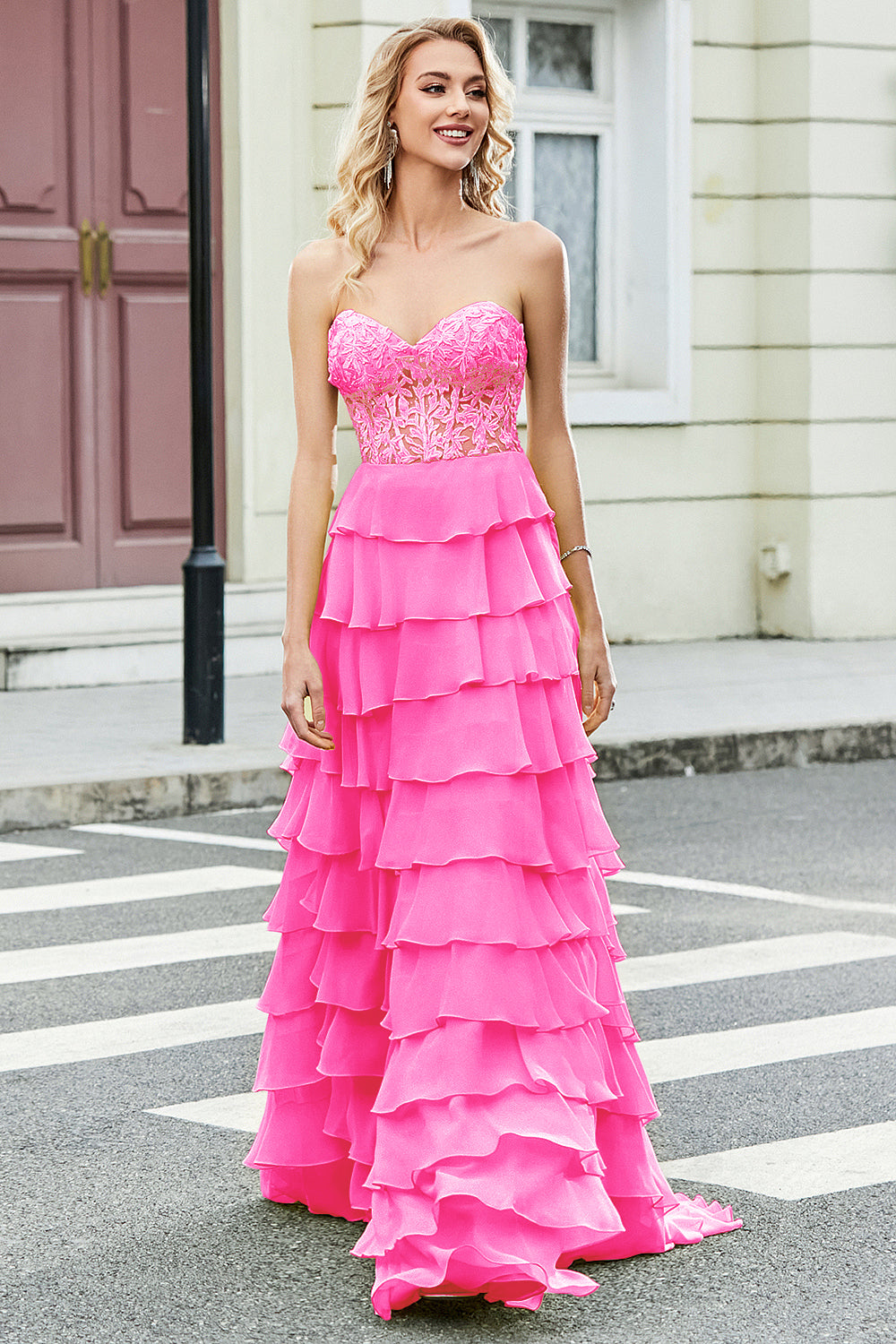 Precioso Vestido De Fiesta De Corsé Amarillo De Novia De Una Línea Con Volantes De Apliques