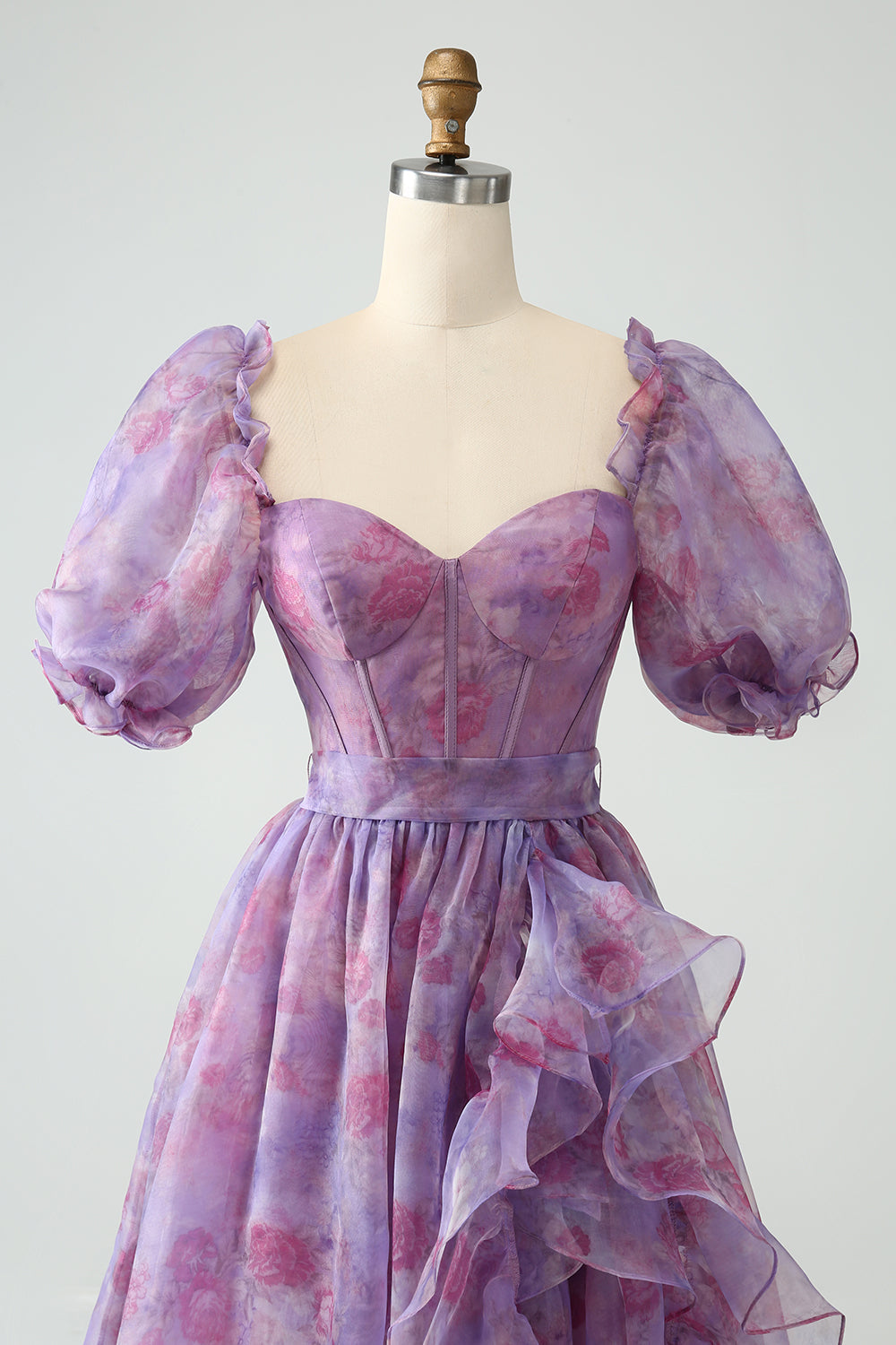 Vestido de fiesta con corsé de cuello cuadrado de una línea púrpura con abertura