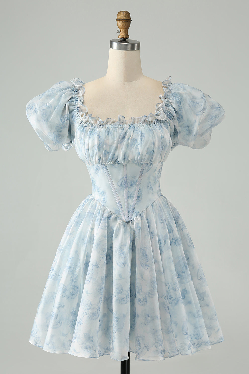 Vestido de cóctel corto con volantes florales y cuello cuadrado verde claro