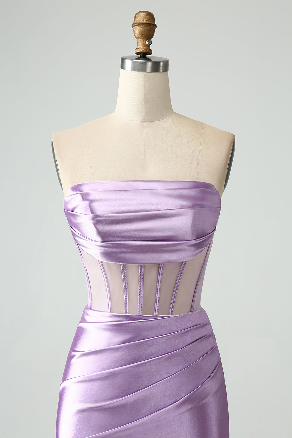 Vestido de fiesta corto sin tirantes con corsé ajustado verde oscuro