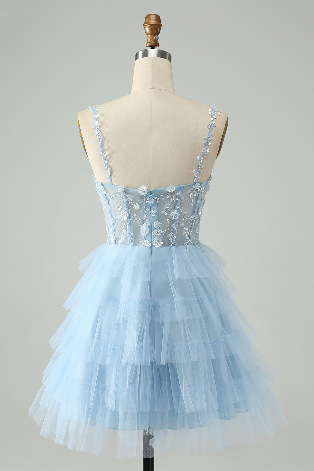 Vestido de cóctel corto con gradas de tul y tirantes finos rosa