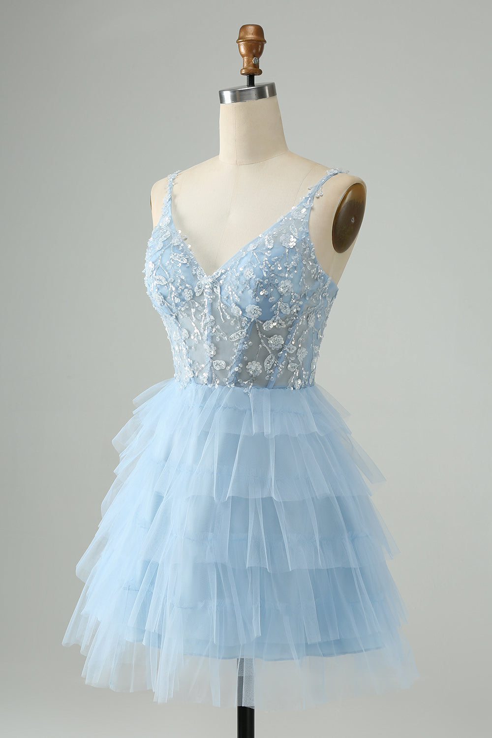 Vestido de cóctel corto con gradas de tul y tirantes finos rosa