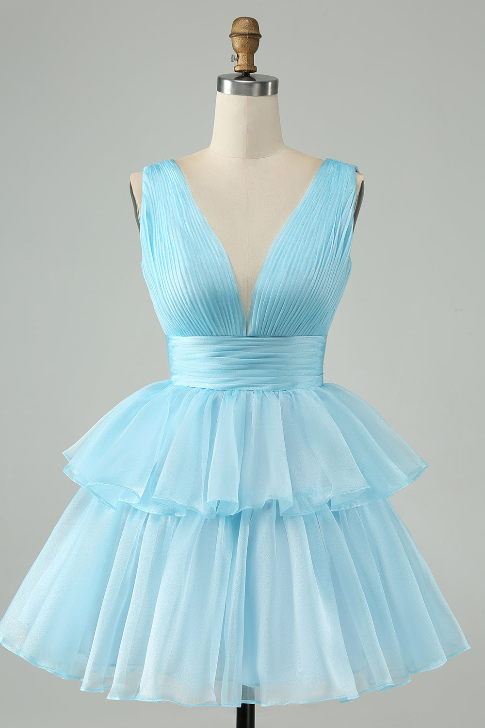 Vestido de cóctel corto con gradas plisado y cuello en V azul cielo