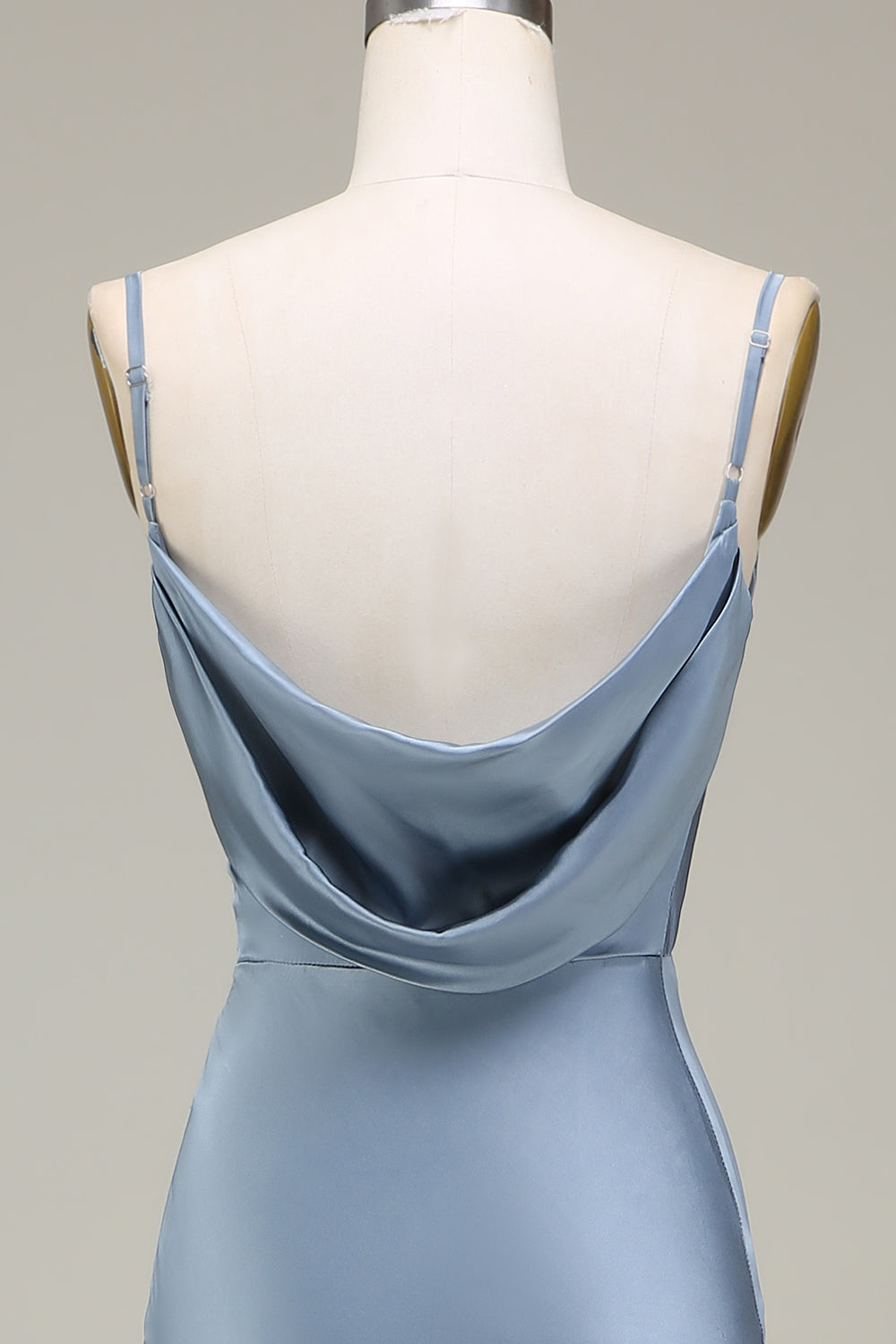 Vestido de dama de honor largo de satén con correas de espagueti de vaina azul polvoriento