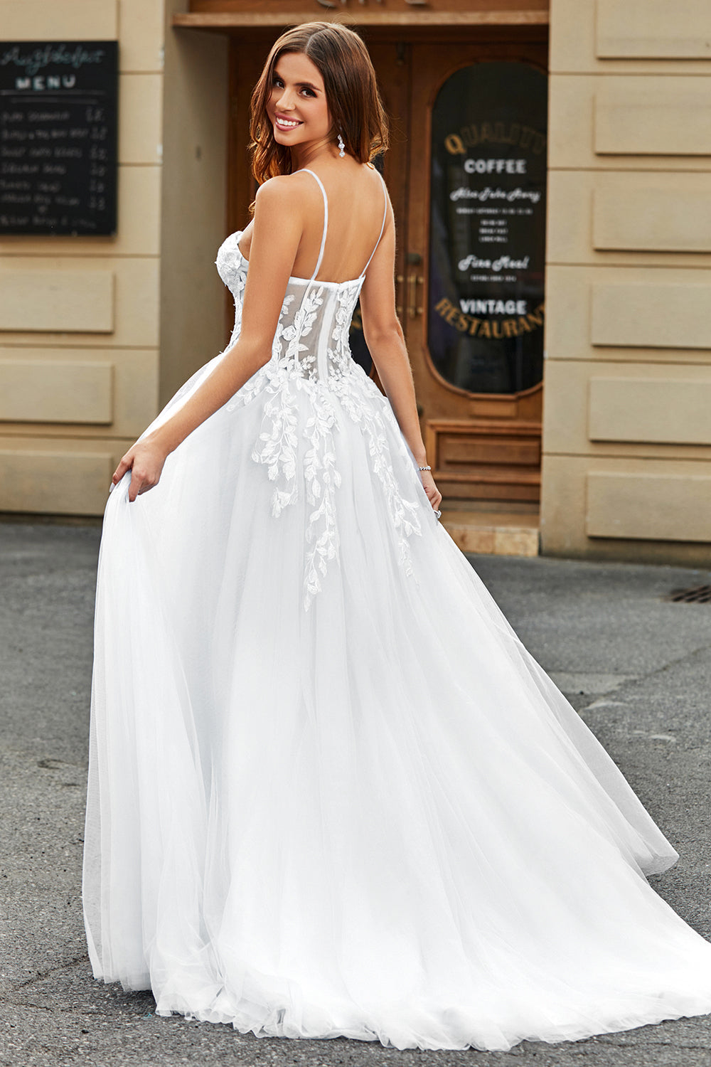 Vestido de novia largo de tul largo con corte Corsé Blanco con abertura