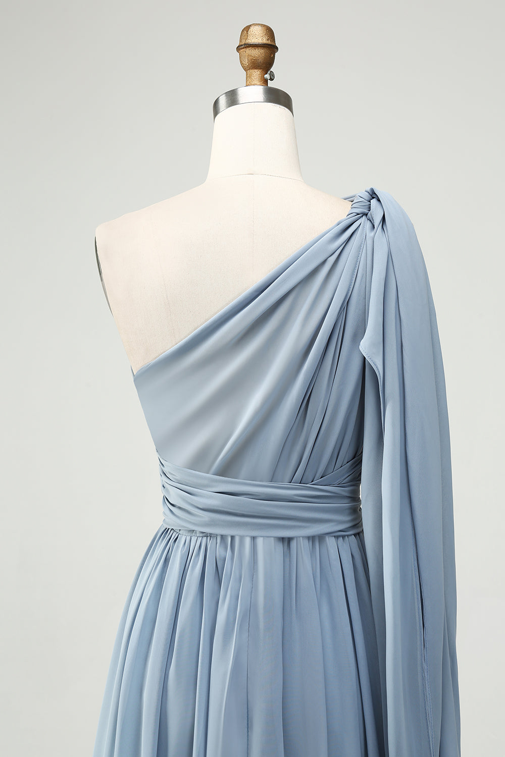 Vestido de dama de honor largo azul empolvado de gasa convertible de una línea