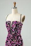 Vestido de cóctel corto con lentejuelas y tirantes finos ajustado fucsia brillante