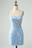 Vestido corto de regreso a casa con tirantes de espagueti azul cielo brillante con cuentas