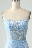 Vestido corto de regreso a casa con tirantes de espagueti azul cielo brillante con cuentas