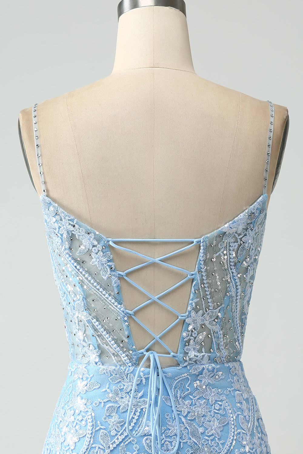 Vestido corto de regreso a casa con tirantes de espagueti azul cielo brillante con cuentas
