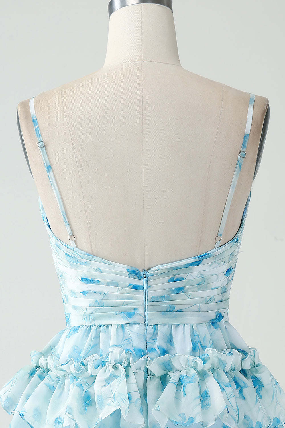 Tirantes de espagueti de línea A Vestido corto de regreso a casa floral azul escalonado