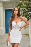 Vestido Ajustado Sweetheart Blanco con Apliques
