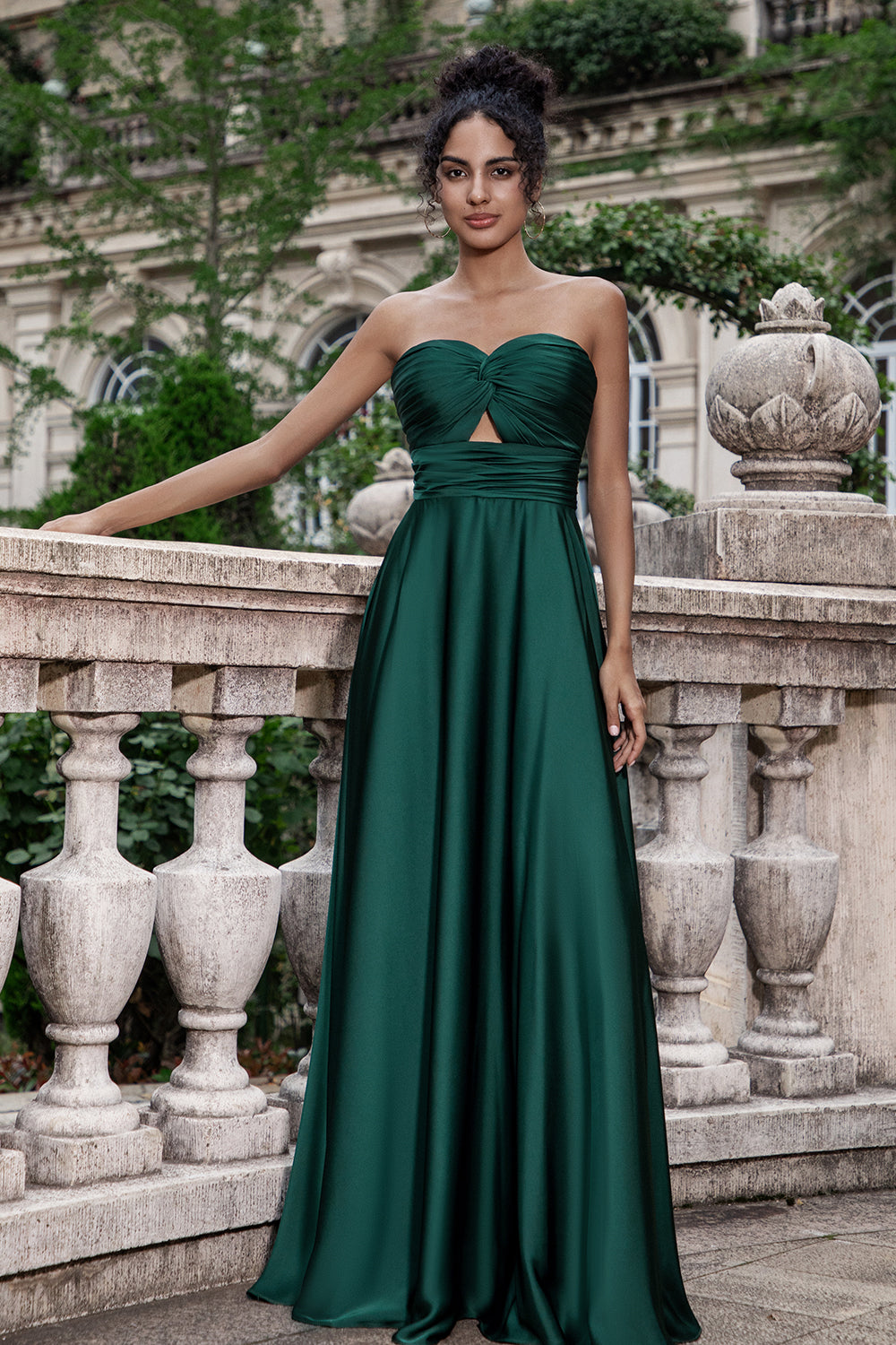 Verde Oscuro Una Línea Novia Plisado Ojo de Cerradura Vestido Largo De Dama De Honor