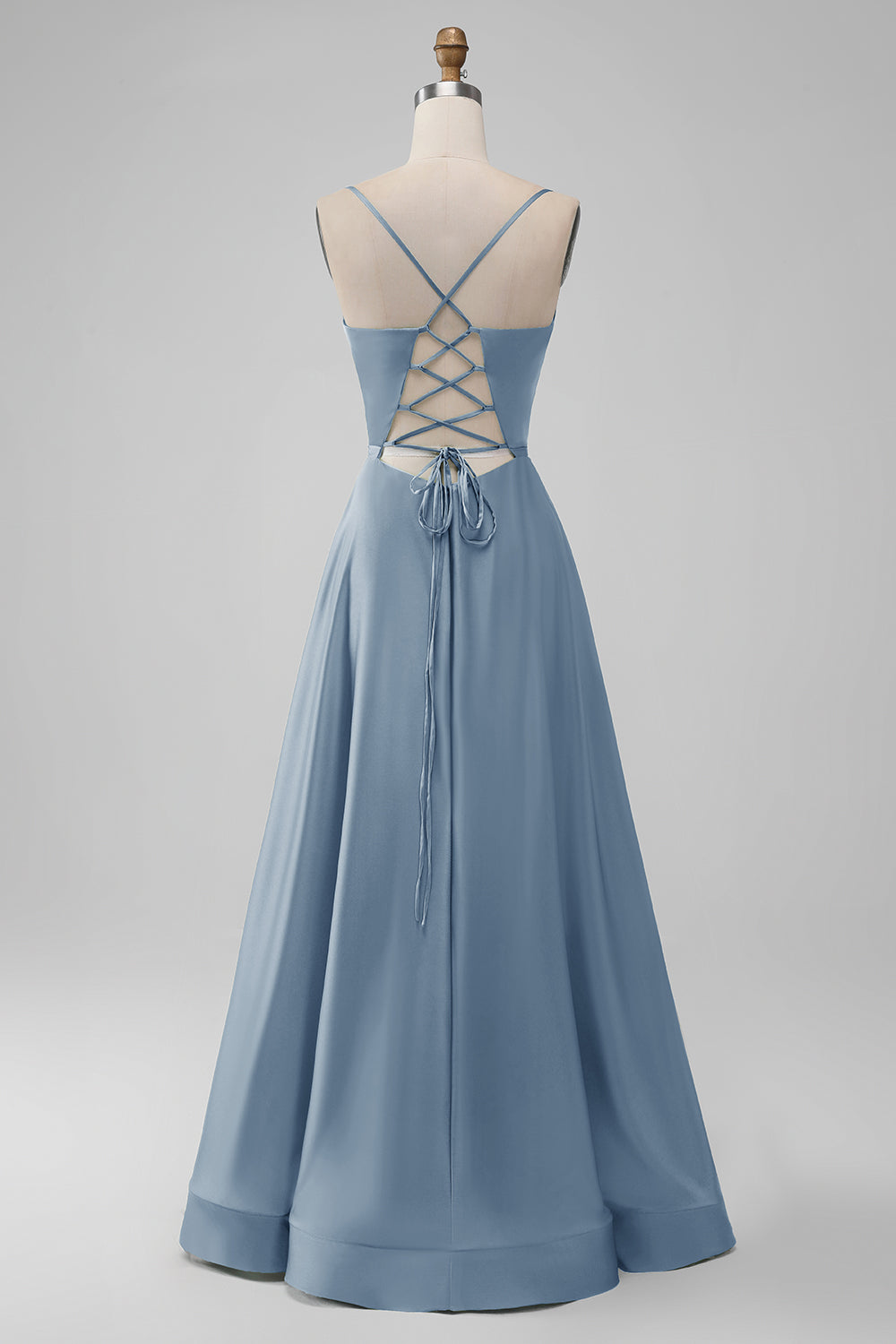 Vestido largo de dama de honor largo con escote en V azul polvoriento con cuello en V
