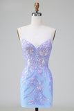 Vestido de cóctel corto con espalda abierta y corsé de lentejuelas azul con bordado