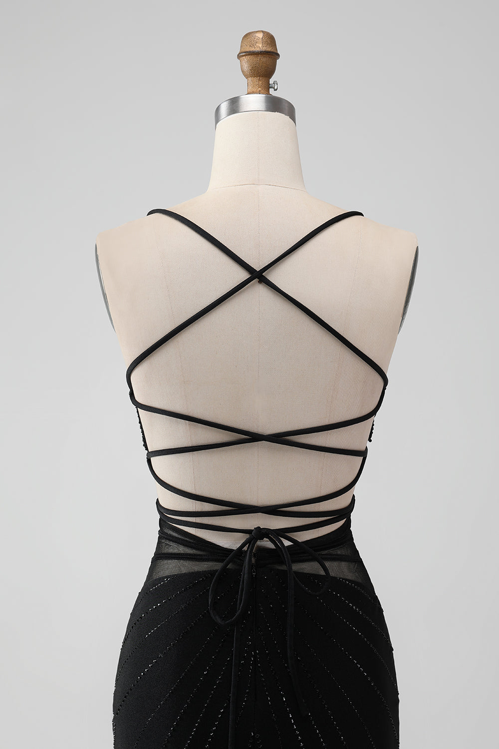 Vestido de regreso a casa con corsé de tirantes finos ajustados negros con abalorios