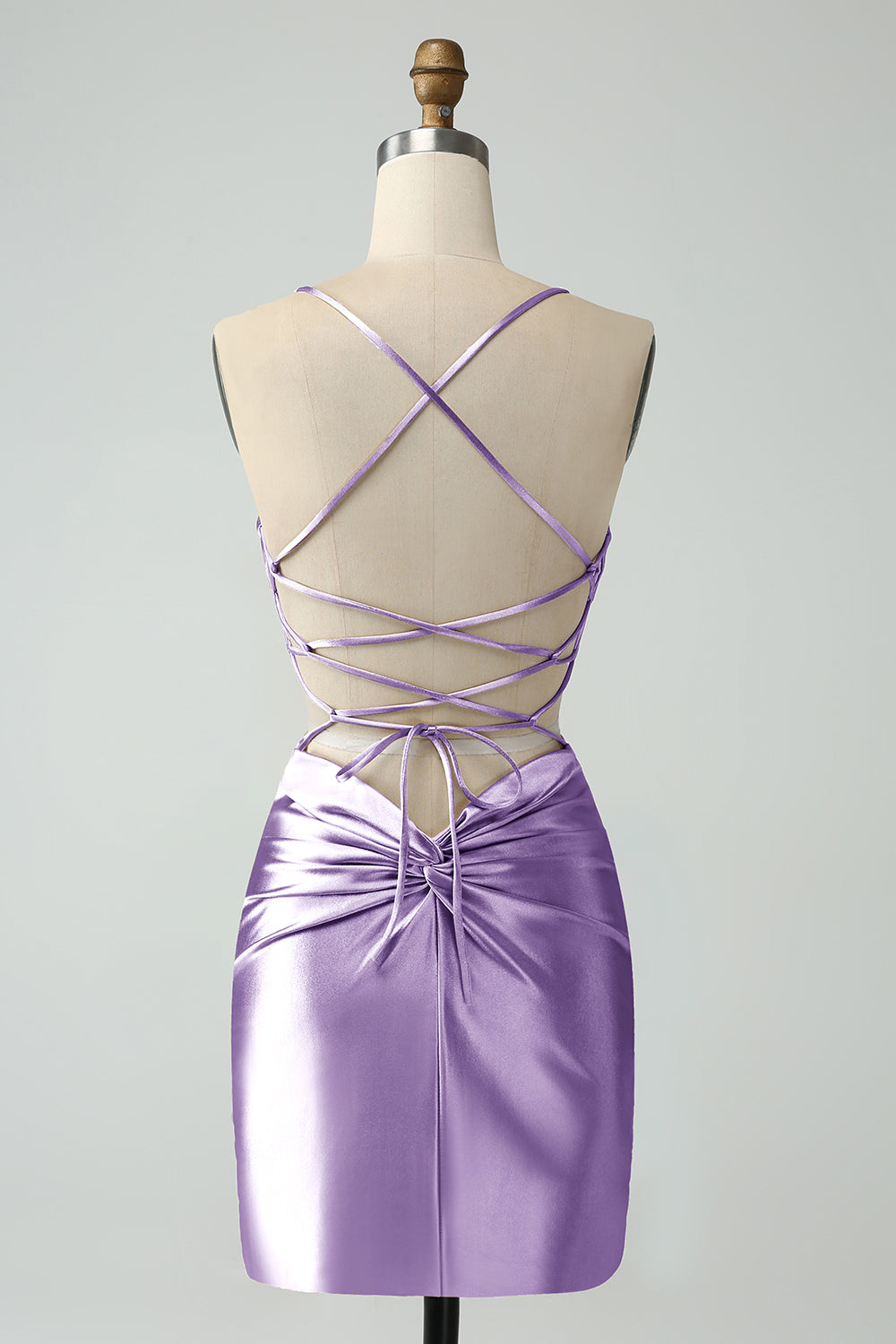 Vestido de satén de satén con tirantes de espagueti verde oscuro con espalda entrecruzada