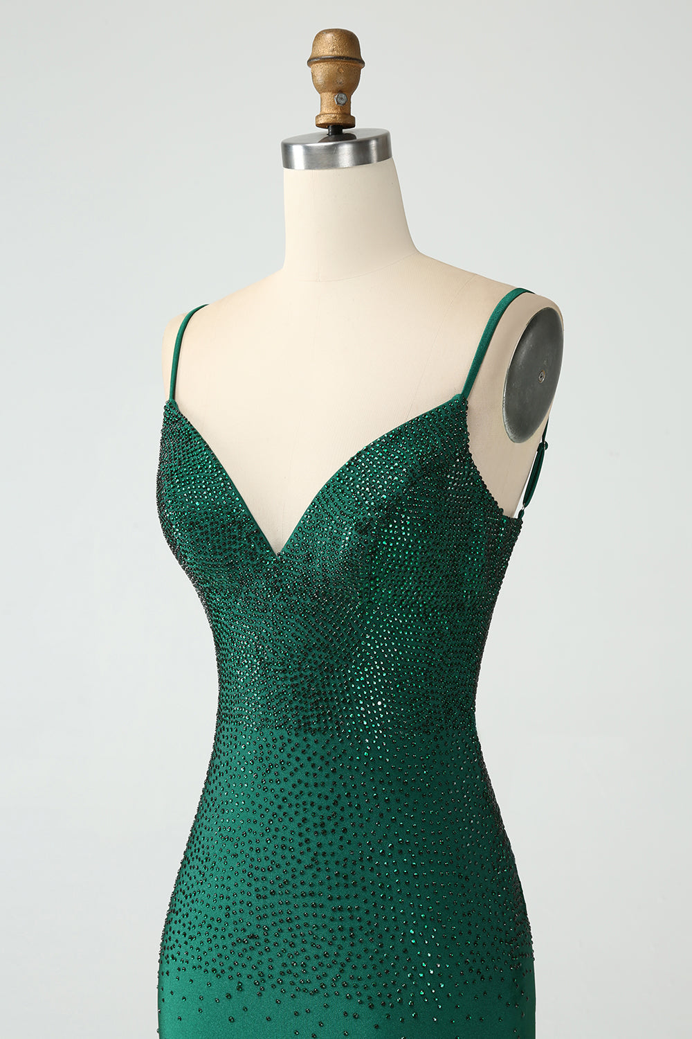 Vestido de regreso a casa con tirantes sin espalda Bodycon Spagehtti de color verde oscuro con abalorios