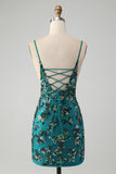 Vestido de cóctel ajustado con lentejuelas y cuentas de color verde oscuro brillante con cordones en la espalda