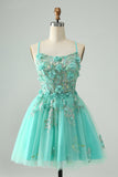 Vestido de fiesta de tul corto con corsé de lentejuelas y apliques en color verde