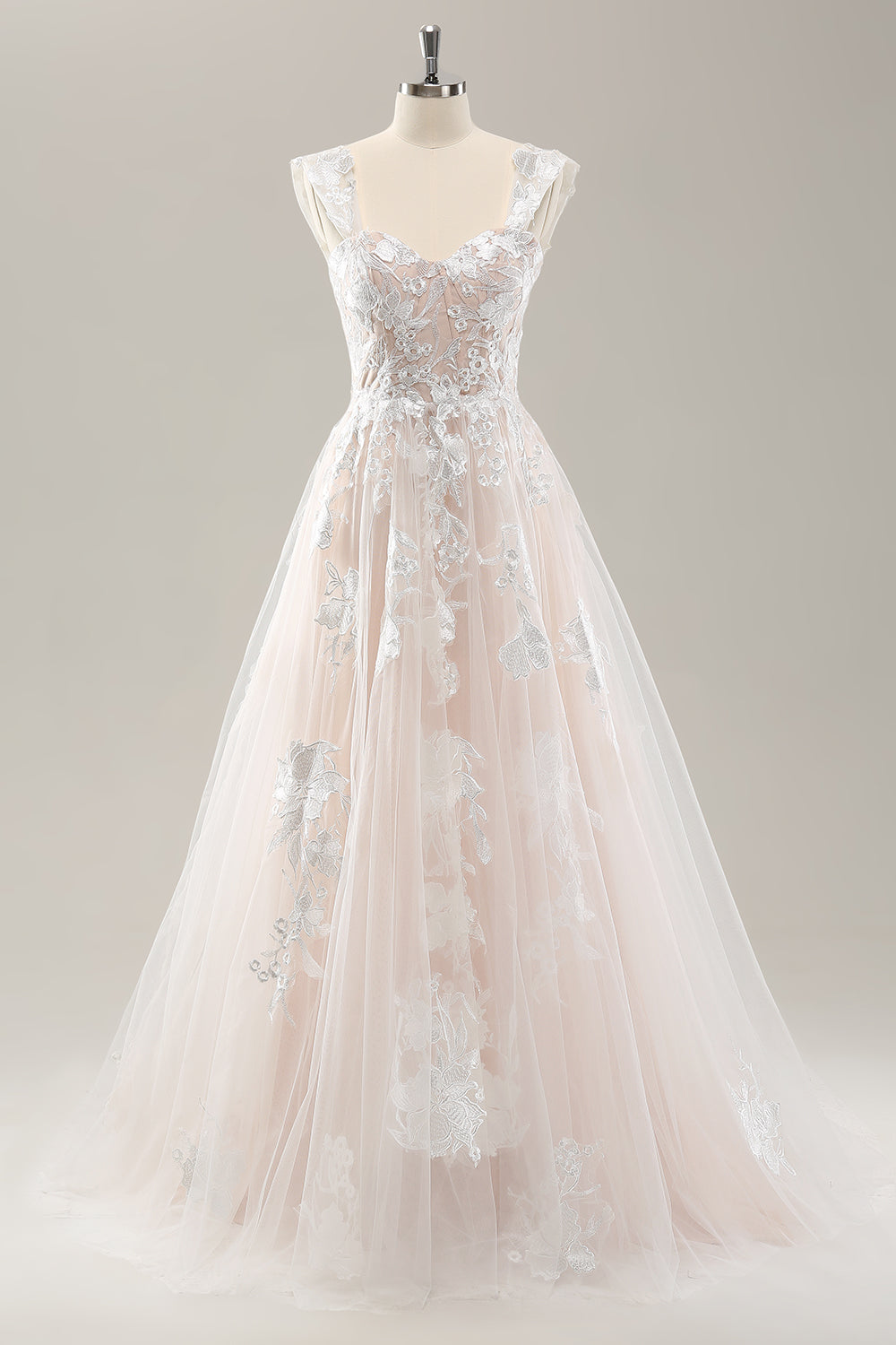 Vestido de novia de tul blanco con hombros descubiertos con encaje de apliques