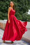 Vestido de satén burdeos