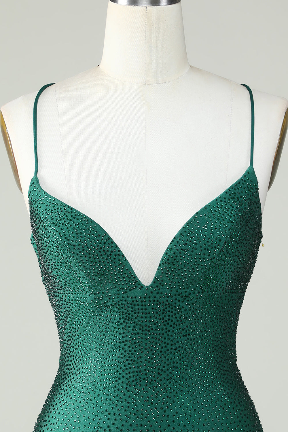 Vaina Spaghetti Straps Verde oscuro Vestido corto de bienvenida con abalorios